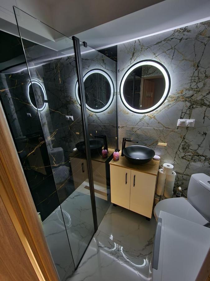 Luxury Aparments Klimatyzacja Z Prywatnym Parkingiem Apartment Radom Bagian luar foto